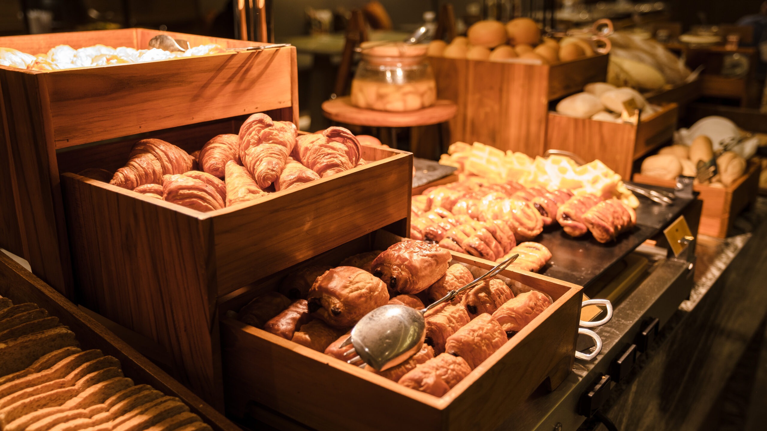 breakfast-buffet-in-a-luxury-hotel-bread-corner-w-2023-11-27-05-04-37-utc